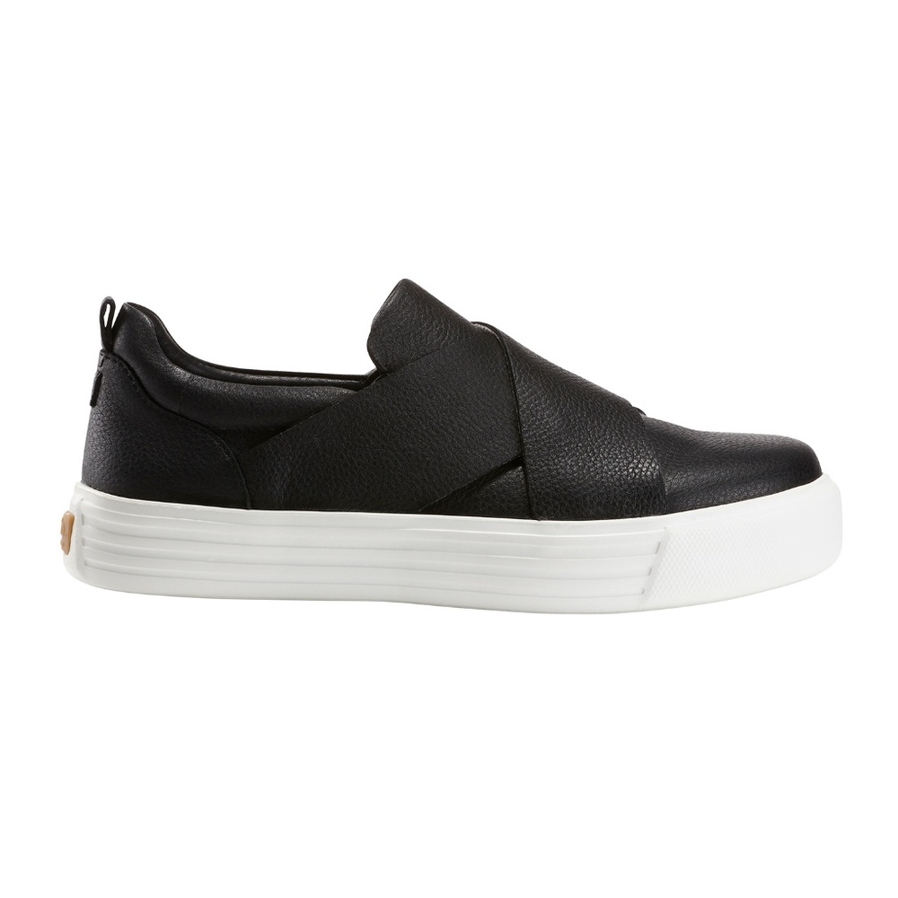 Earth Shoes Clary Sneaker